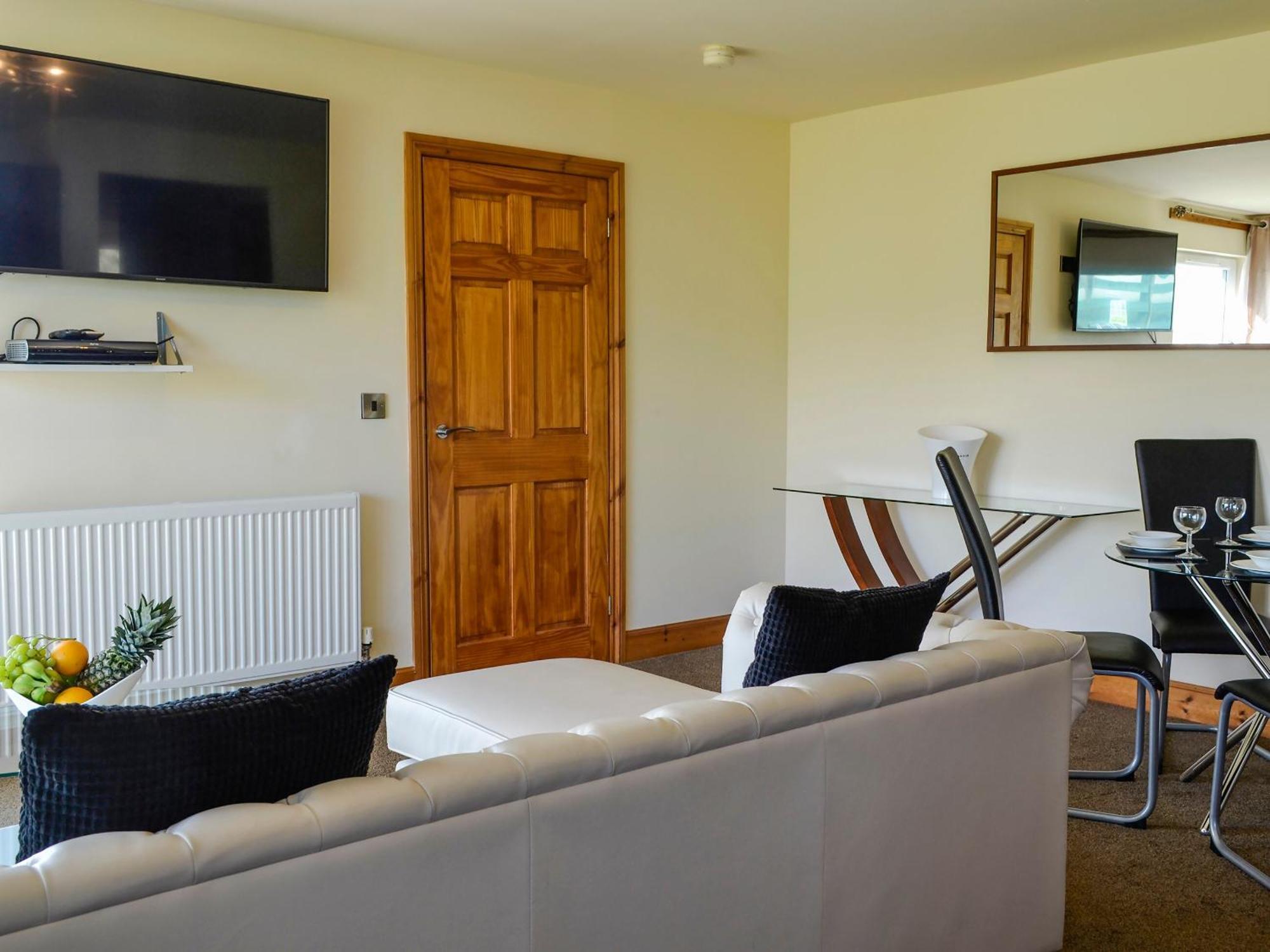 Seaviews And Hot Tub At The Fairways - Uk39821 Villa Portpatrick Bagian luar foto